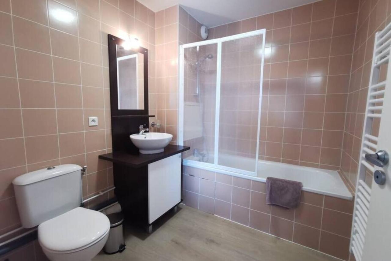 Studio 2 Pers Avec Acces Piscine Et Sauna Les Deserts  Bagian luar foto